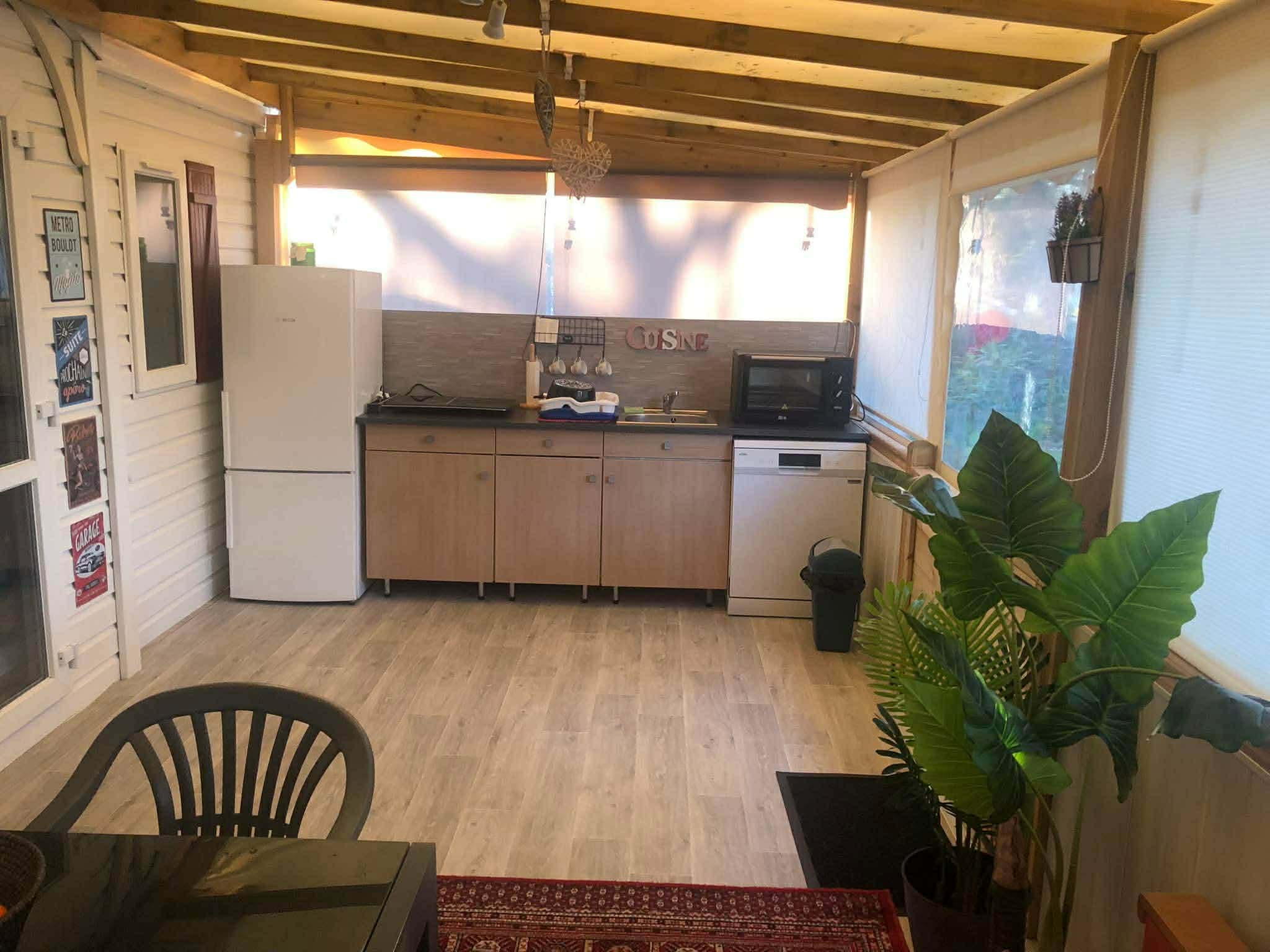 Mobil-home camping 5 étoiles - image 5